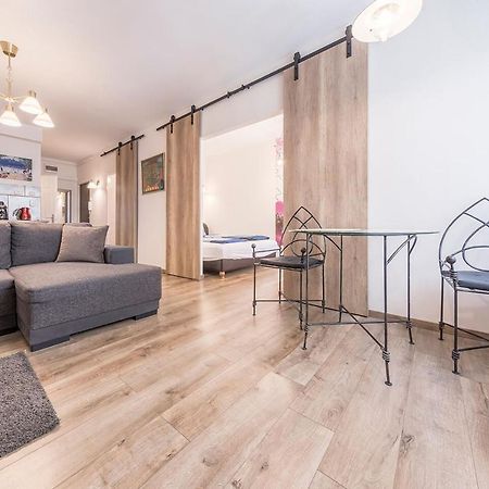 Sandra Apartment Close To Chain Bridge ブダペスト エクステリア 写真