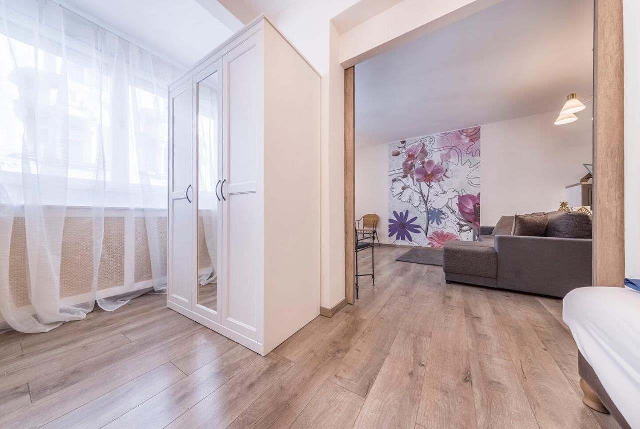 Sandra Apartment Close To Chain Bridge ブダペスト エクステリア 写真
